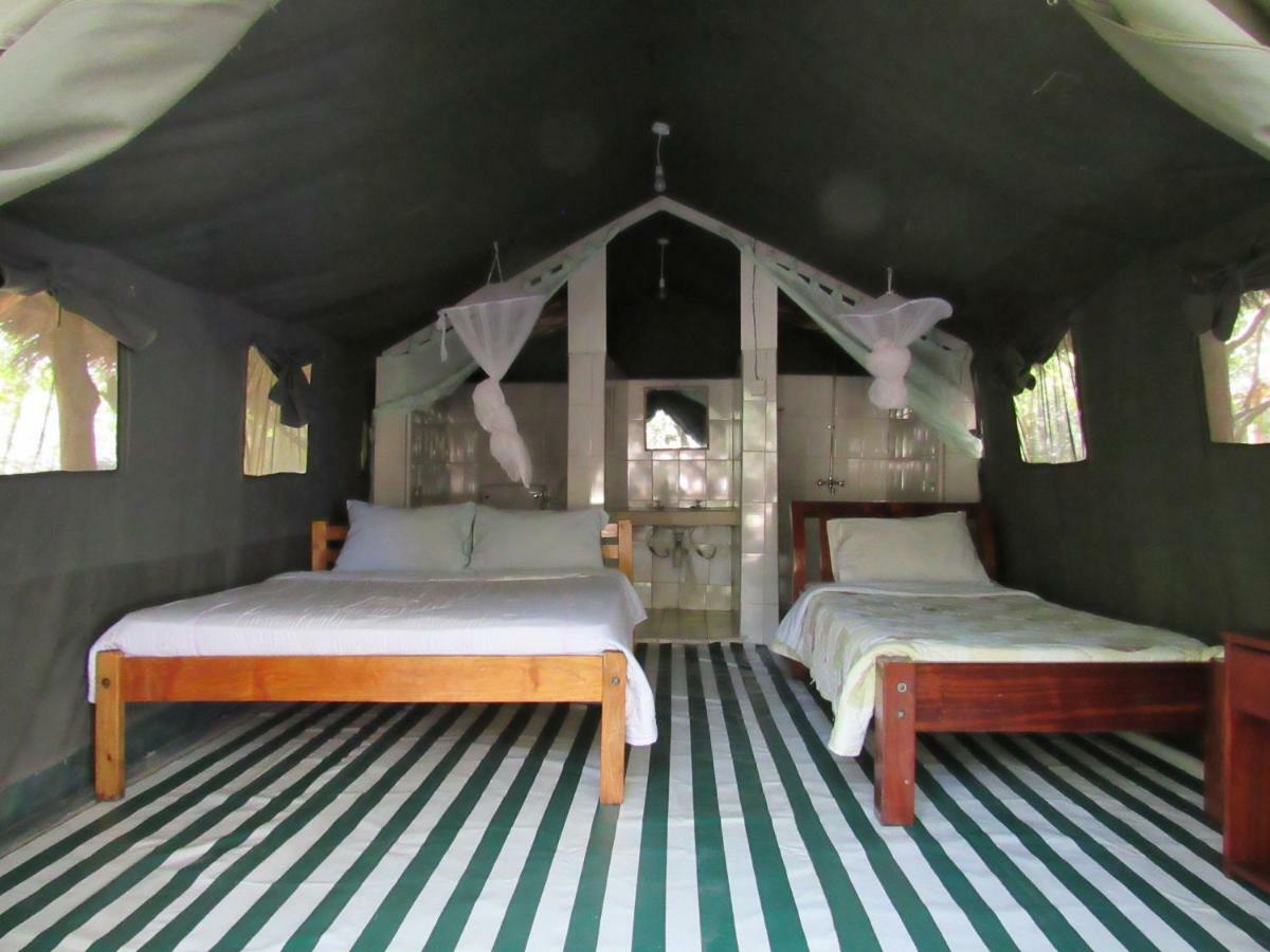 Enchoro Wildlife Camp Hotel Ololaimutiek Exterior photo